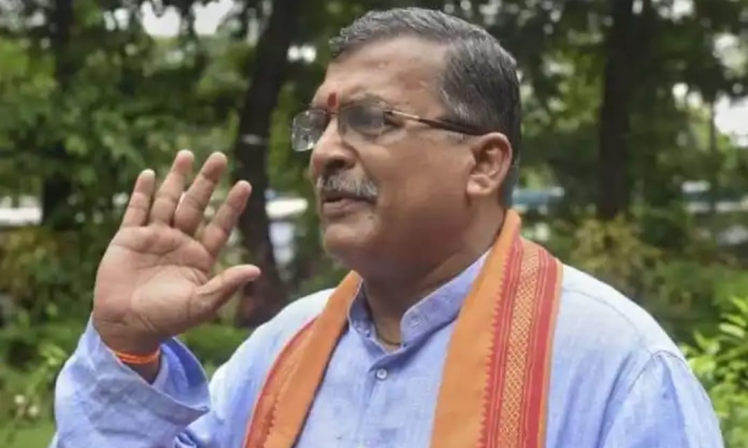 महाराष्ट के पालघर में हुई दो संतों की हत्या में ' इसाई मिशनरियों का हाथ' होने के संदेह पर जाँच करेगी वीएचपी की फैक्ट फाईडिंग टीम