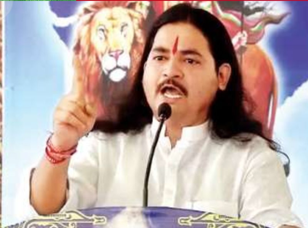 साधुओं का बगैर सम्मान किए भारत हिंदुत्व देश नहीं हो सकता : धनंजय देसाई￼