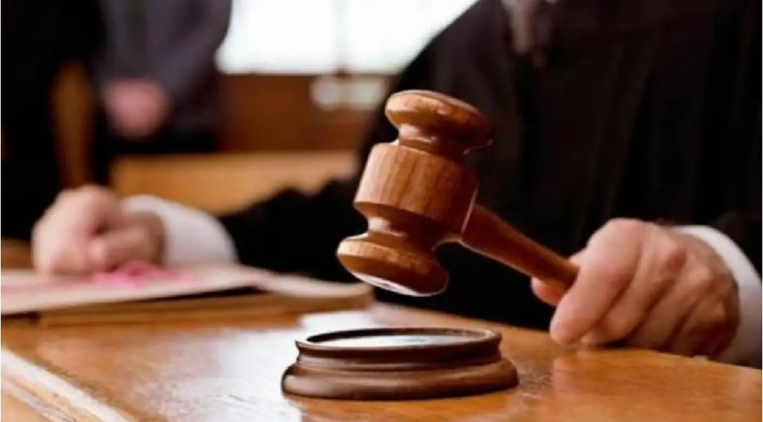 बेगुनाह शख्स 13 साल जेल में रहा, पुलिस वालों से बसूला जायेगा