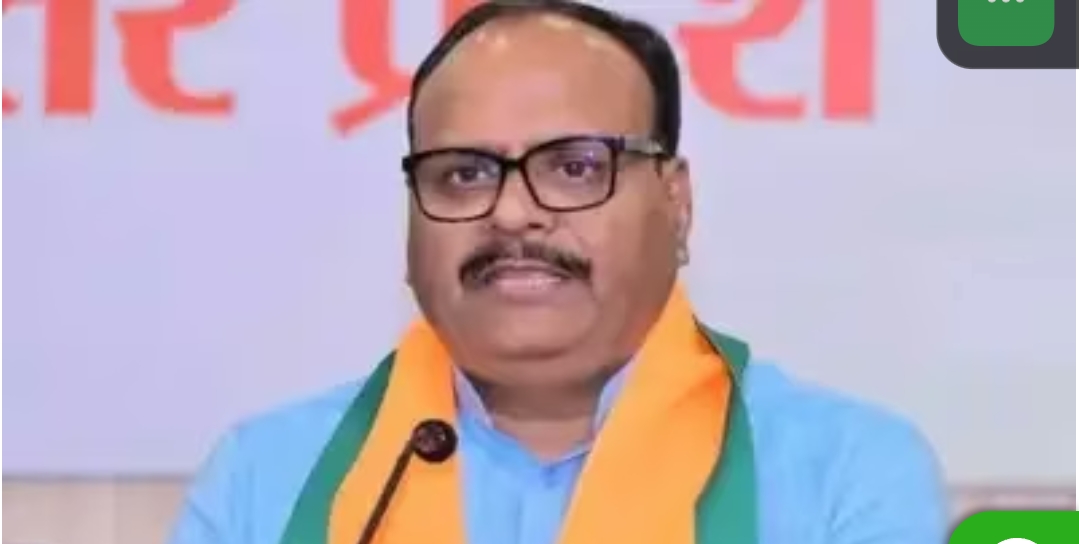 KGMU मामला: लव जिहाद के आरोपों पर प्रदर्शन तेज, जांच रिपोर्ट के बाद सख्त कार्रवाई का आश्वासन