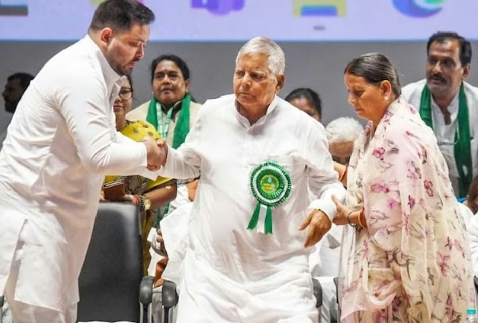 लैंड फॉर जॉब केस: लालू यादव और परिवार पर आरोप तय, ट्रायल शुरू