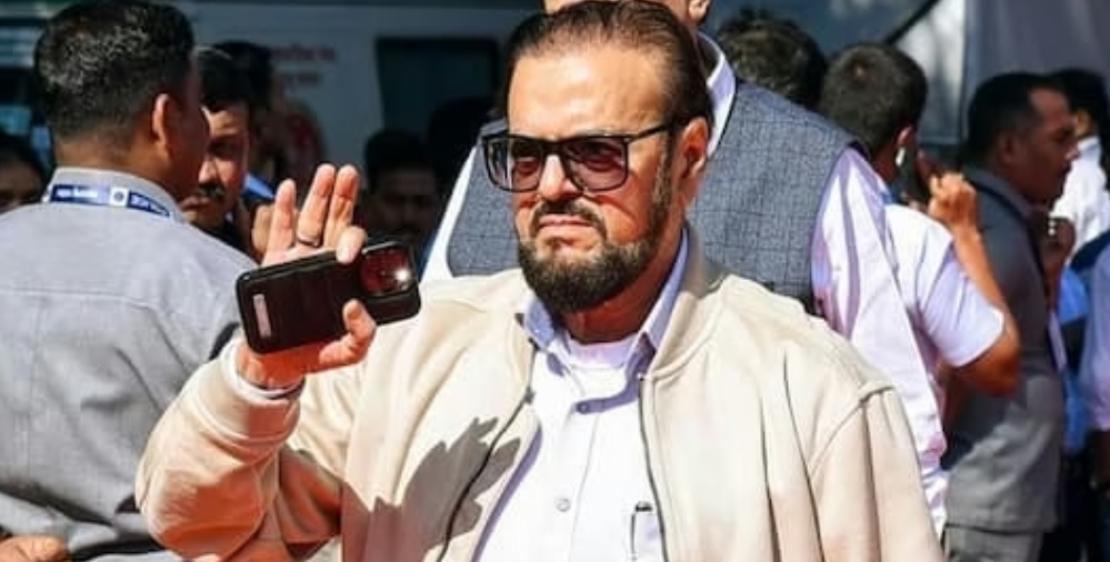 स्थानीय चुनाव से पहले बयानबाज़ी तेज, अबू आज़मी ने कांग्रेस और नितेश राणे पर साधा निशाना