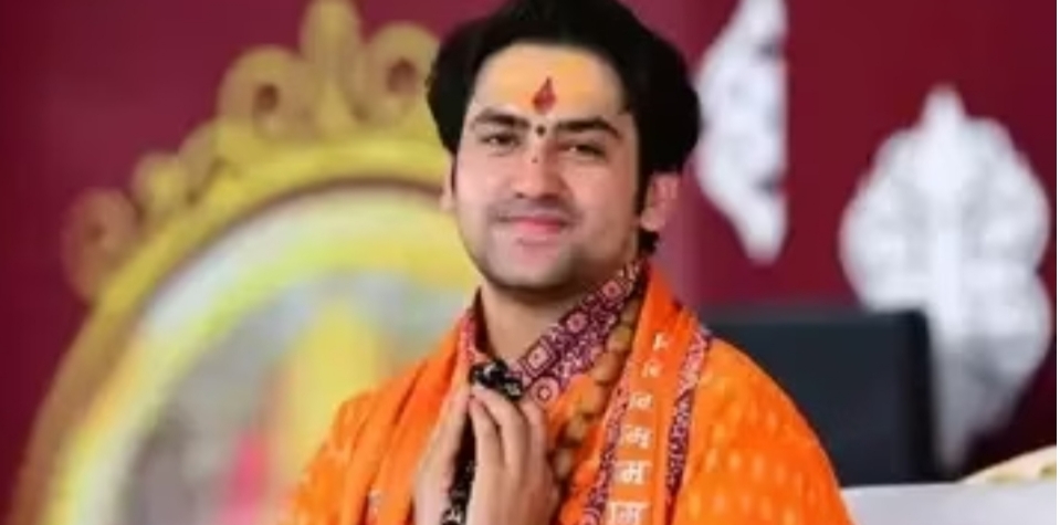 हिंदुओं को मजारों पर जाते देख पीड़ा होती है: कोटा में बोले बागेश्वर धाम सरकार