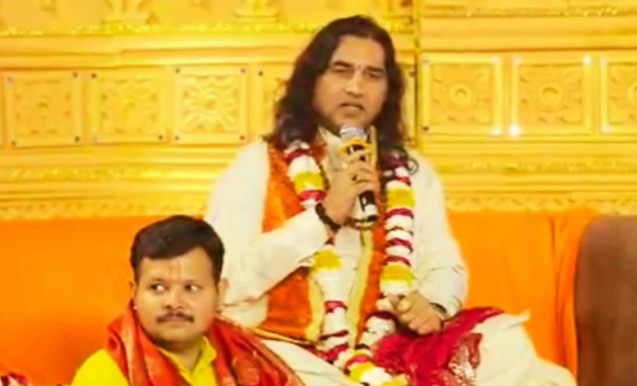 ‘वंदे मातरम’ विवाद पर देवकीनंदन ठाकुर का बयान, संवैधानिक दंड की मांग