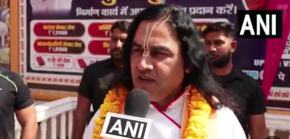 ब्रज की होली पर देवकीनंदन ठाकुर का संदेश: “यह प्रेम और भक्ति का पर्व, नशे और दुर्व्यवहार की नहीं”