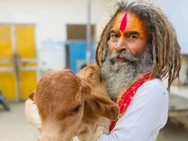 मथुरा में गो रक्षक “फरसा बाबा” की मौत से मचा हड़कंप, CM योगी सख्त