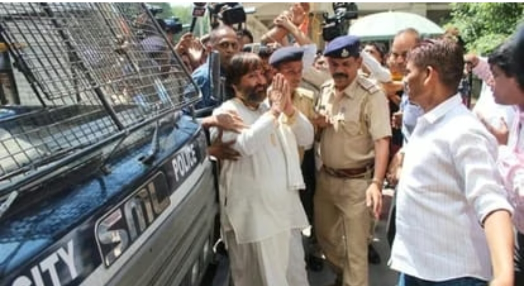 नारायण साईं की जमानत याचिका खारिज, गुजरात हाईकोर्ट ने कहा- बरी होने की प्रथम दृष्टया संभावना नहीं