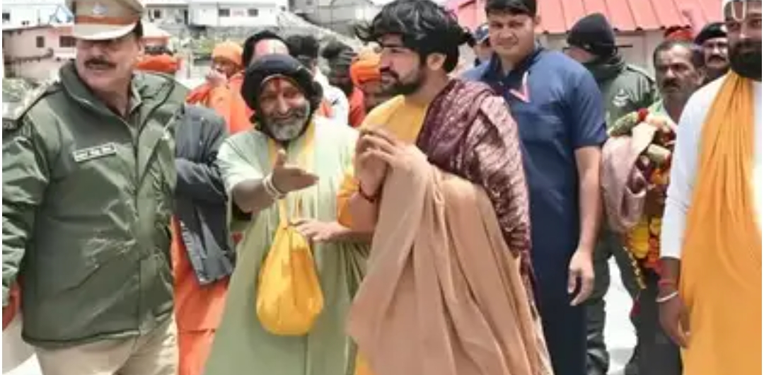 उत्तराखंड के बदरीनाथ धाम में धीरेंद्र शास्त्री की गुप्त साधना शुरू, 21 दिन अज्ञातवास पर रहेंगे बागेश्वर बाबा