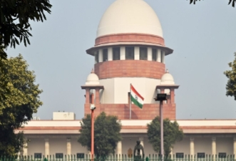 धर्म परिवर्तन के बाद SC दर्जे पर सुप्रीम कोर्ट की टिप्पणी, कहा- दूसरे धर्म अपनाने पर नहीं मिलेंगे अनुसूचित जाति के लाभ